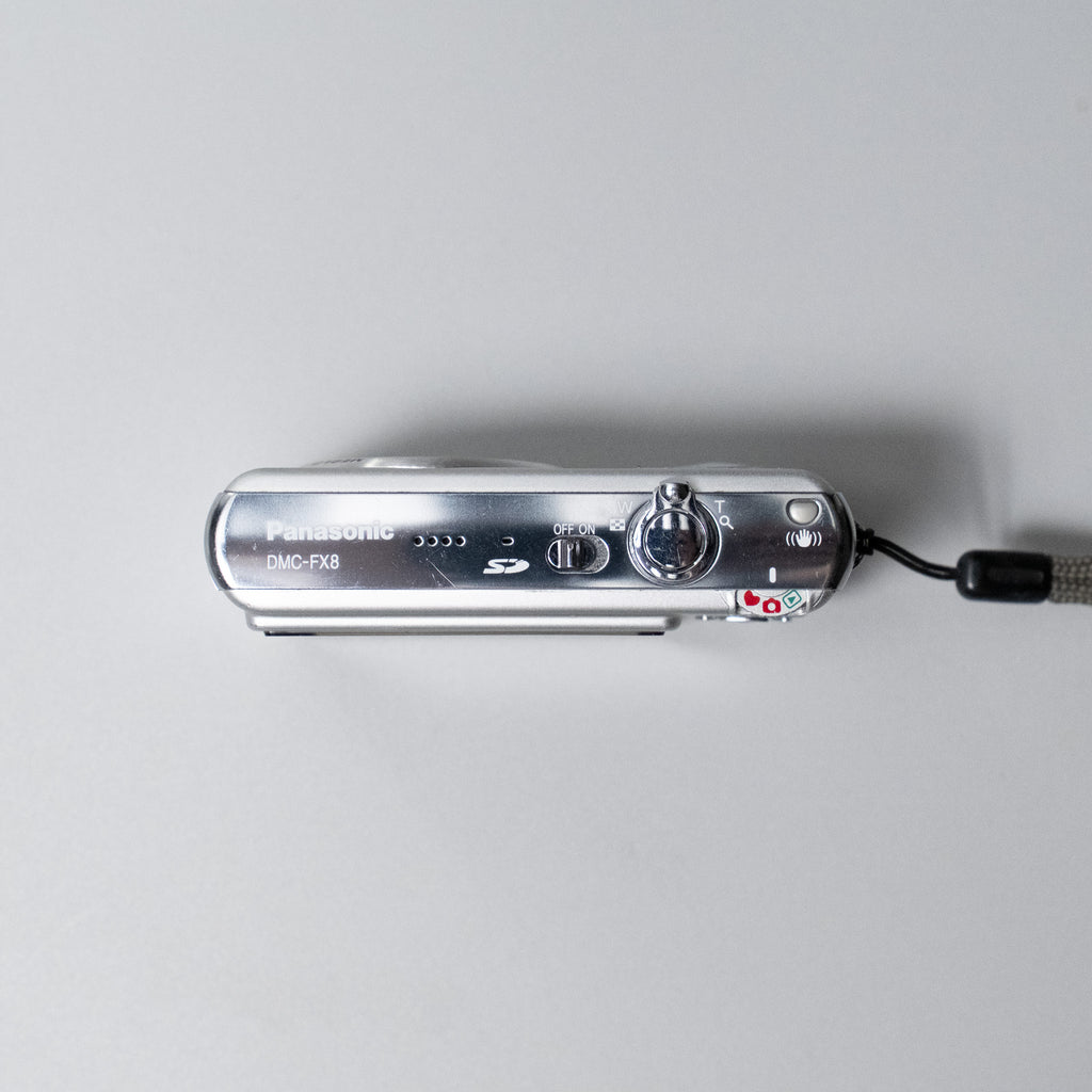 Panasonic Lumix DMC-FX8 Kit
