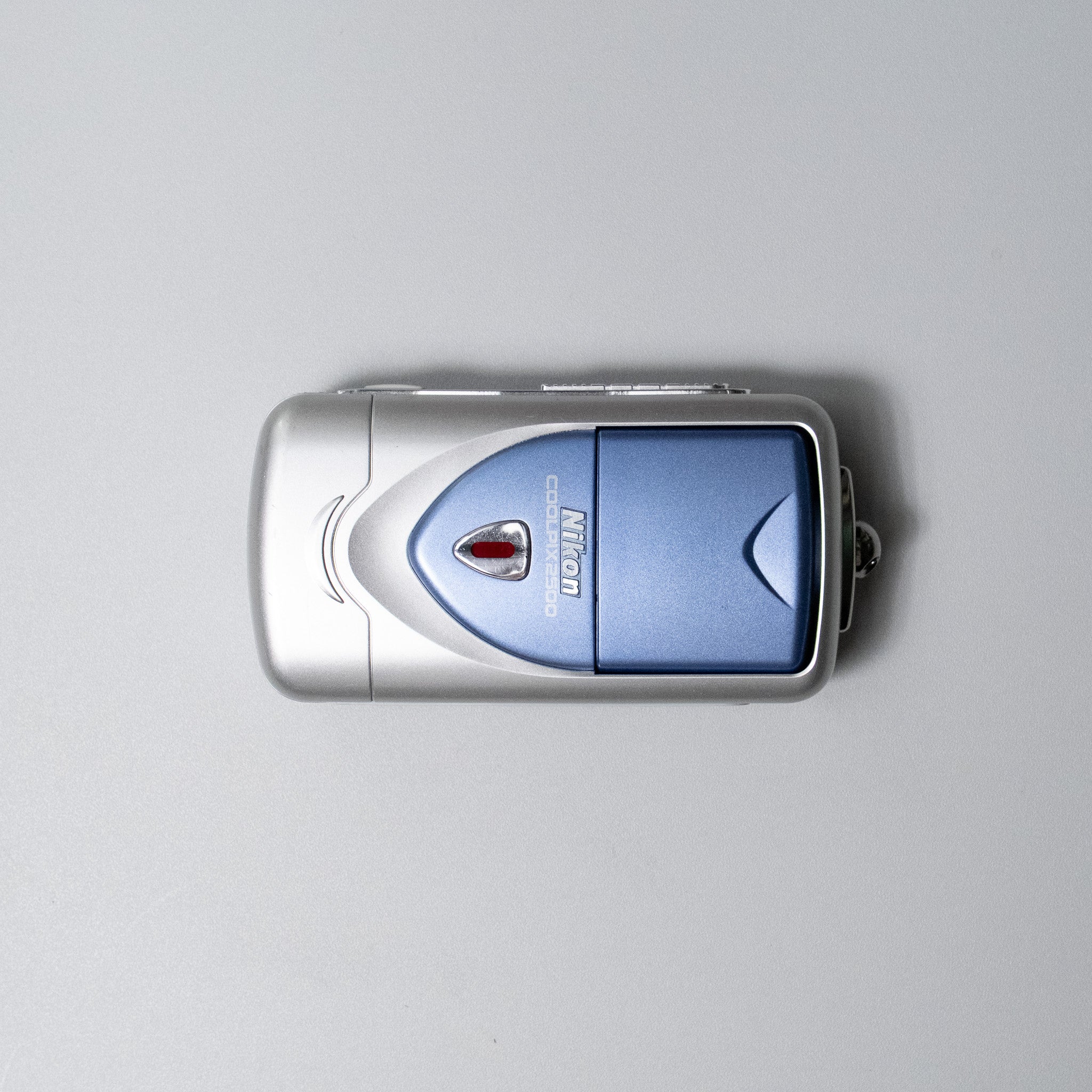 Nikon Coolpix 2500 Digicam Kit