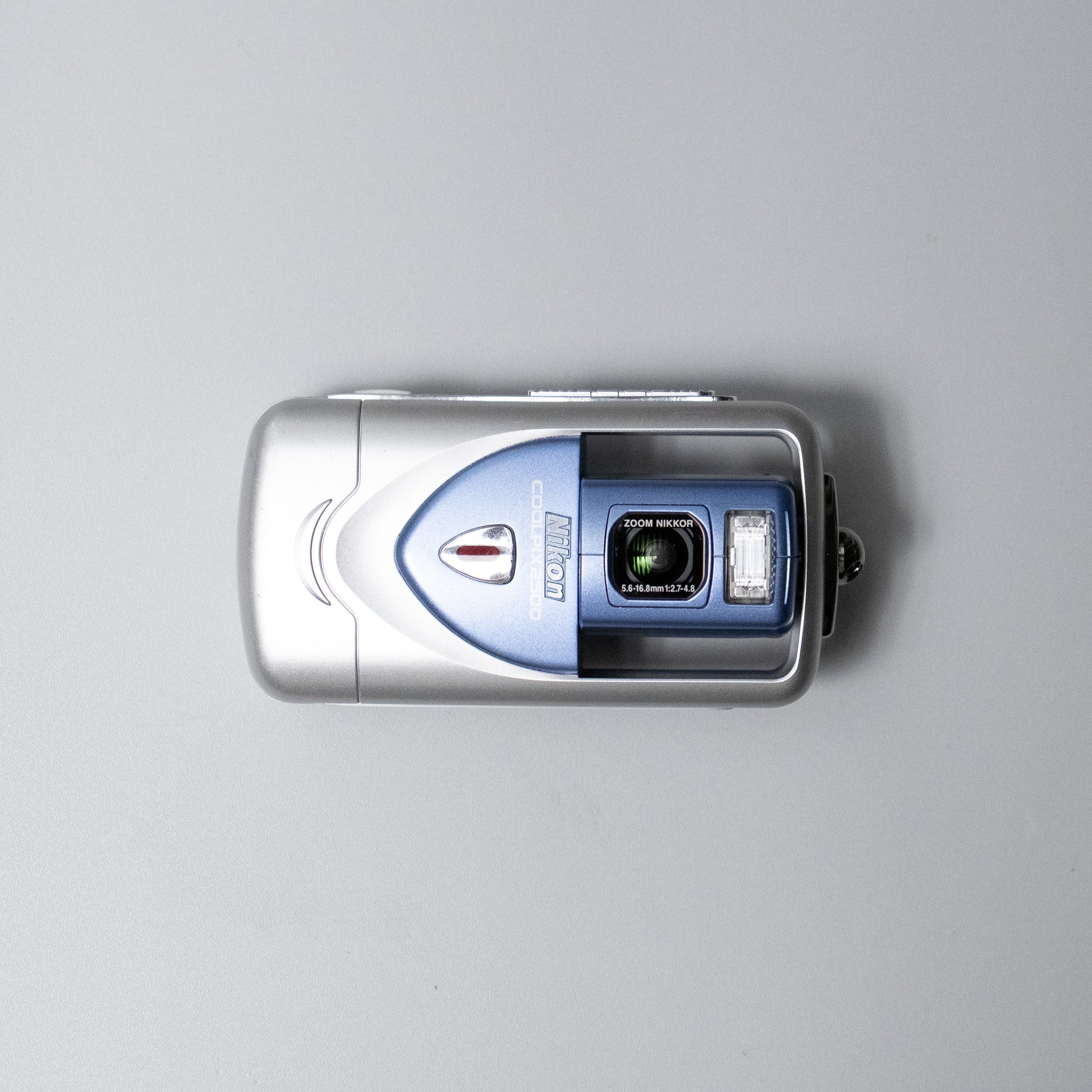 Nikon Coolpix 2500 Digicam Kit