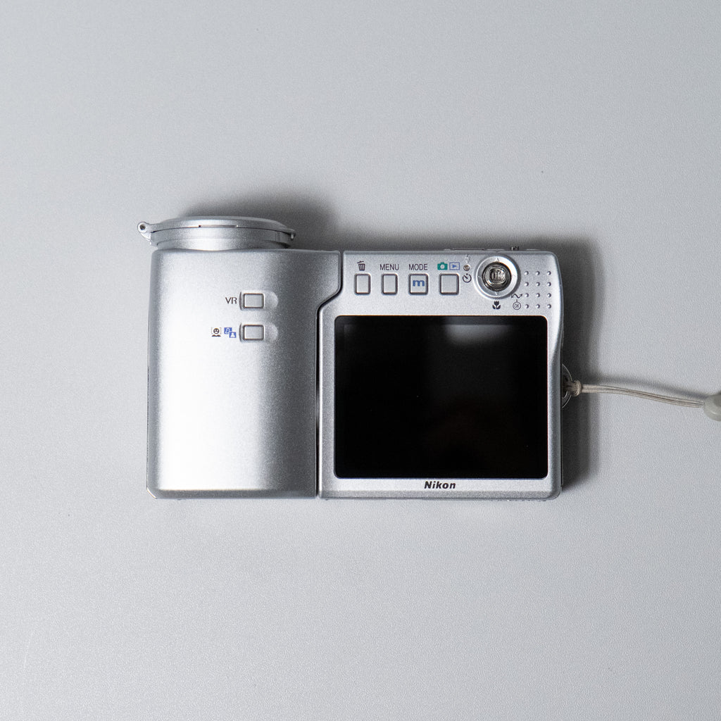 Nikon Coolpix S10 Kit