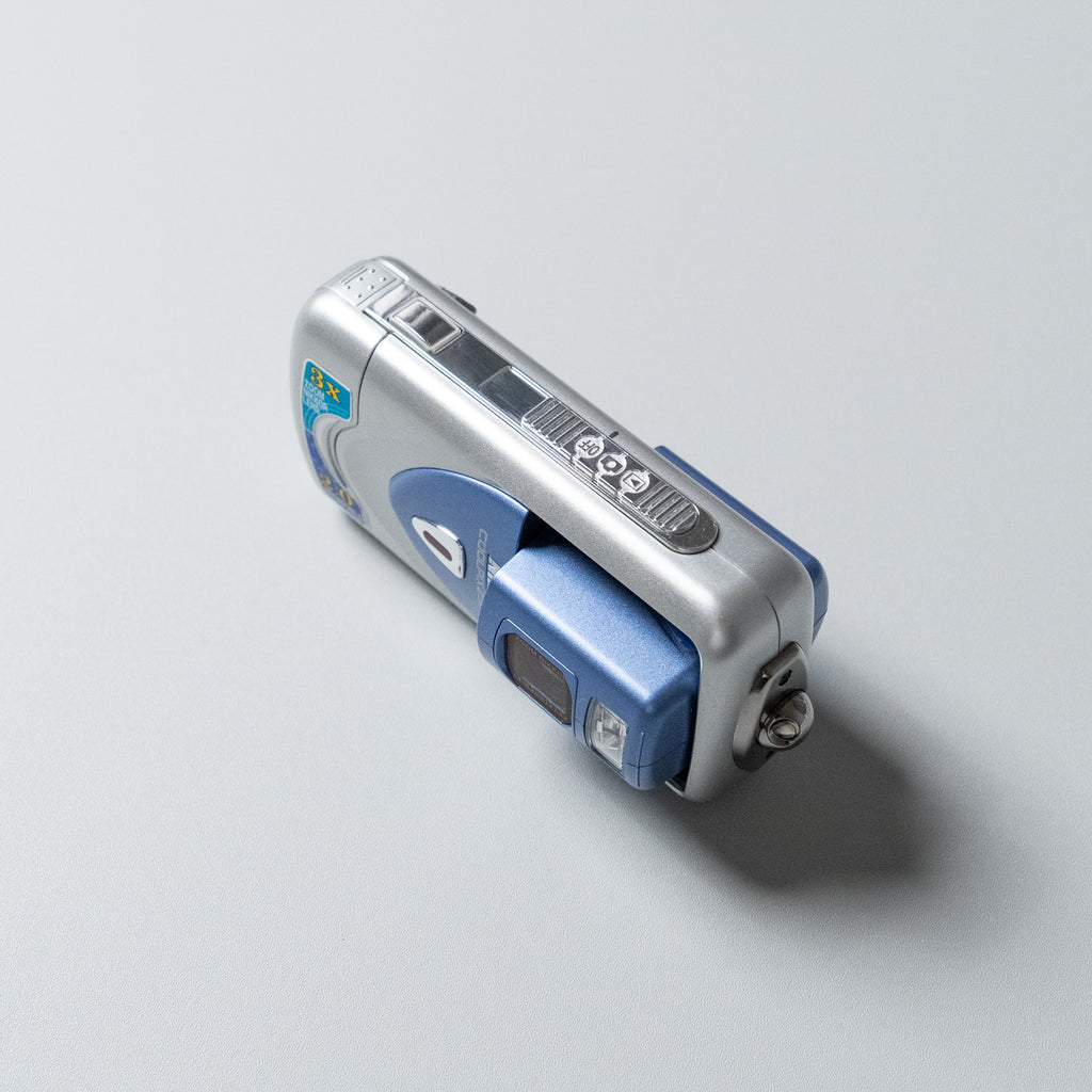 Nikon Coolpix 2500 Digicam Kit