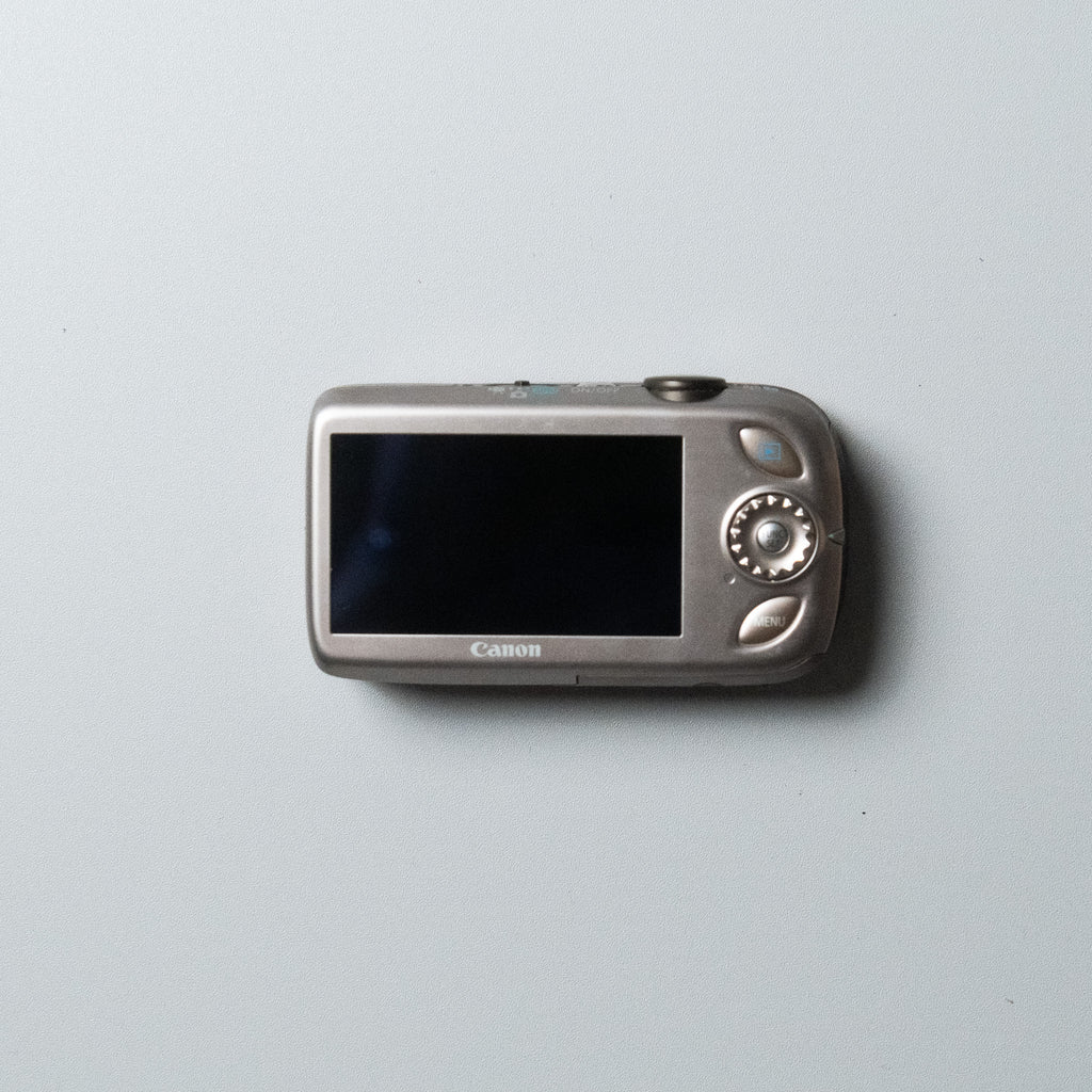 Canon IXY DIGITAL 510 IS Digicam Kit