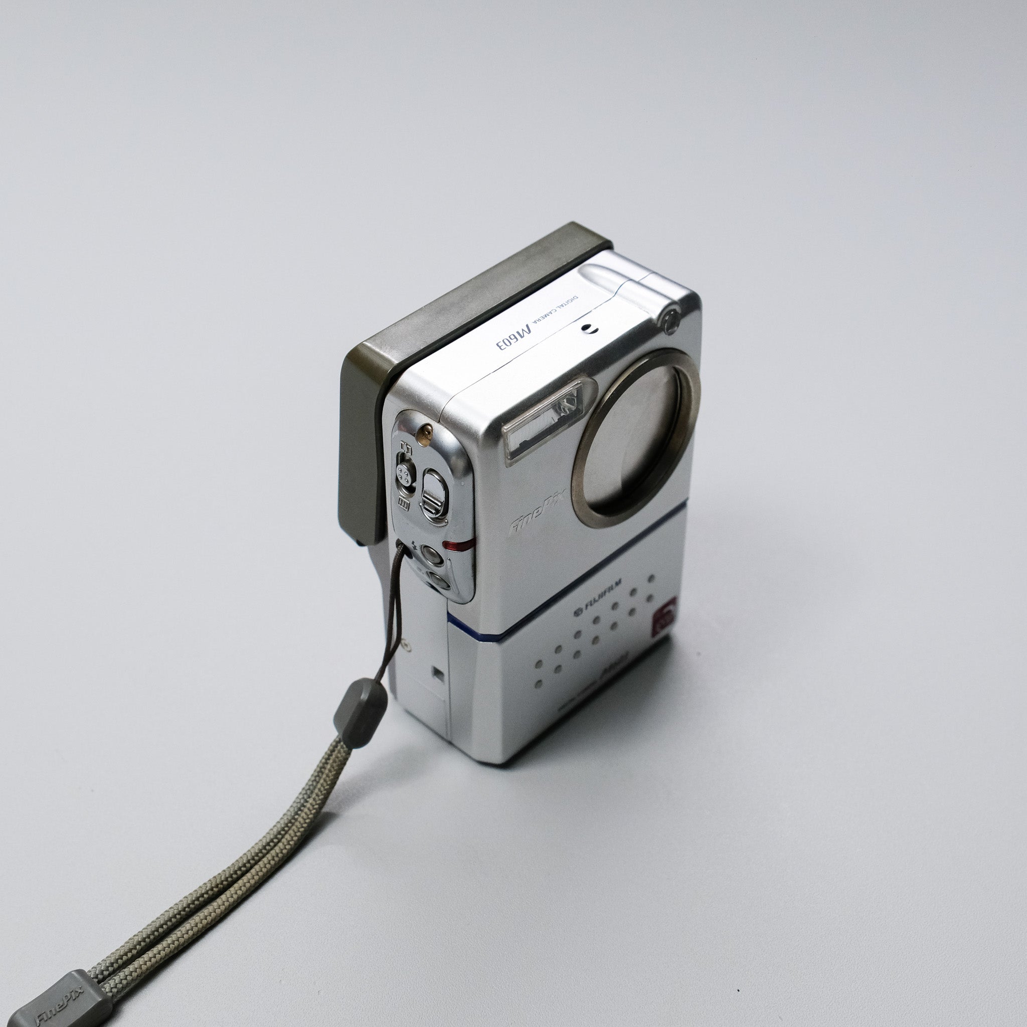 Fujifilm FinePix M603 Kit