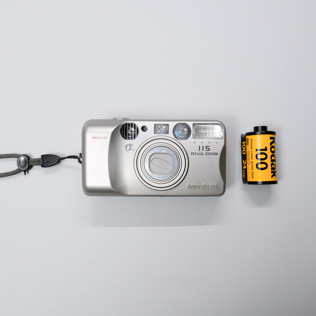 Minolta Riva Zoom 115 35mm Film Kit