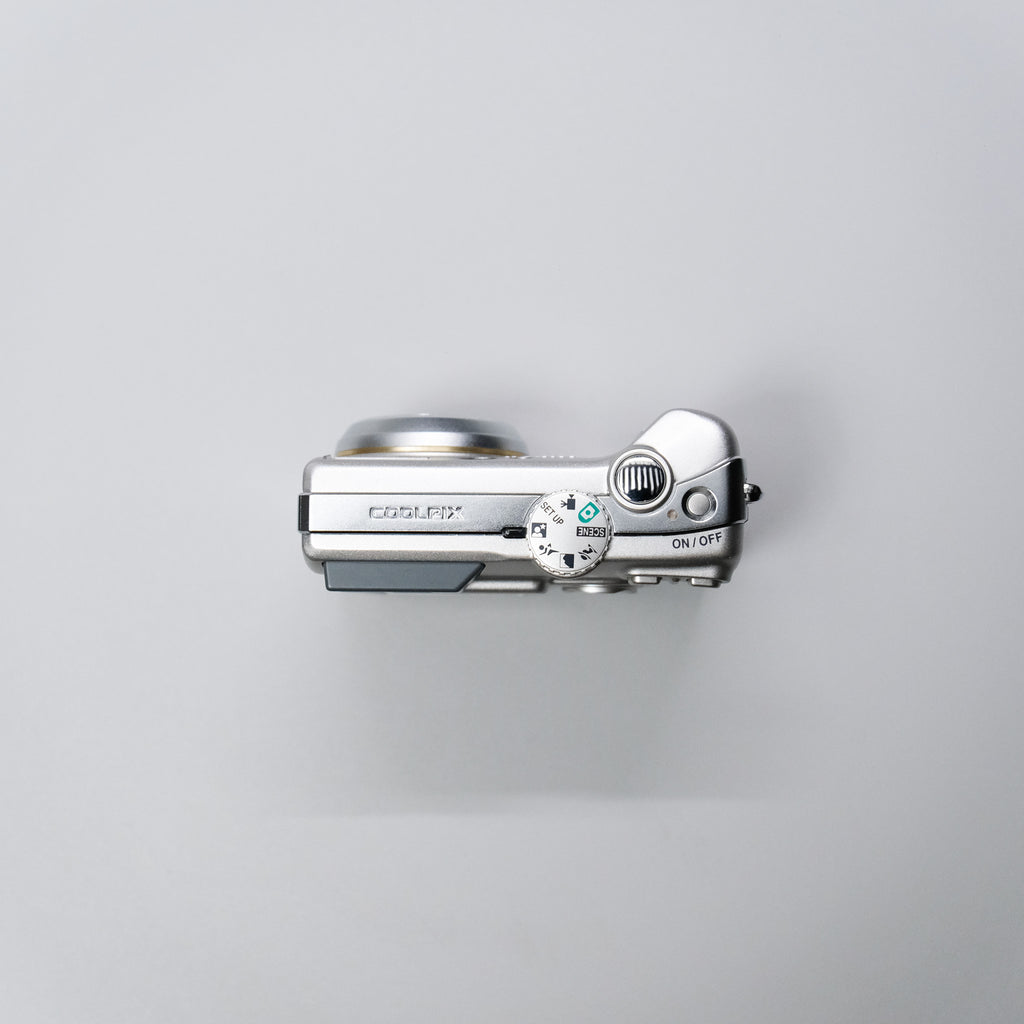 Nikon Coolpix 4200 Kit