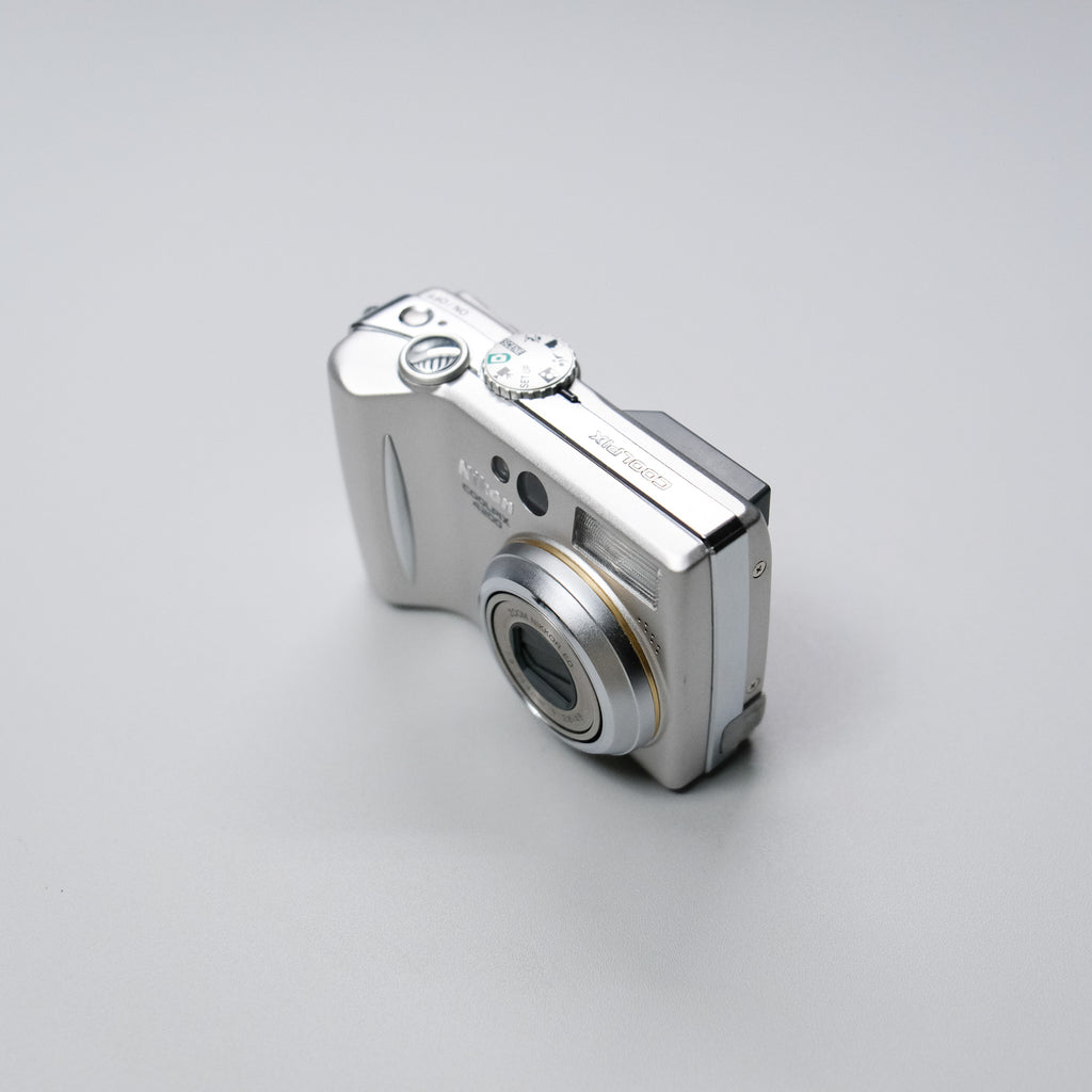Nikon Coolpix 4200 Kit