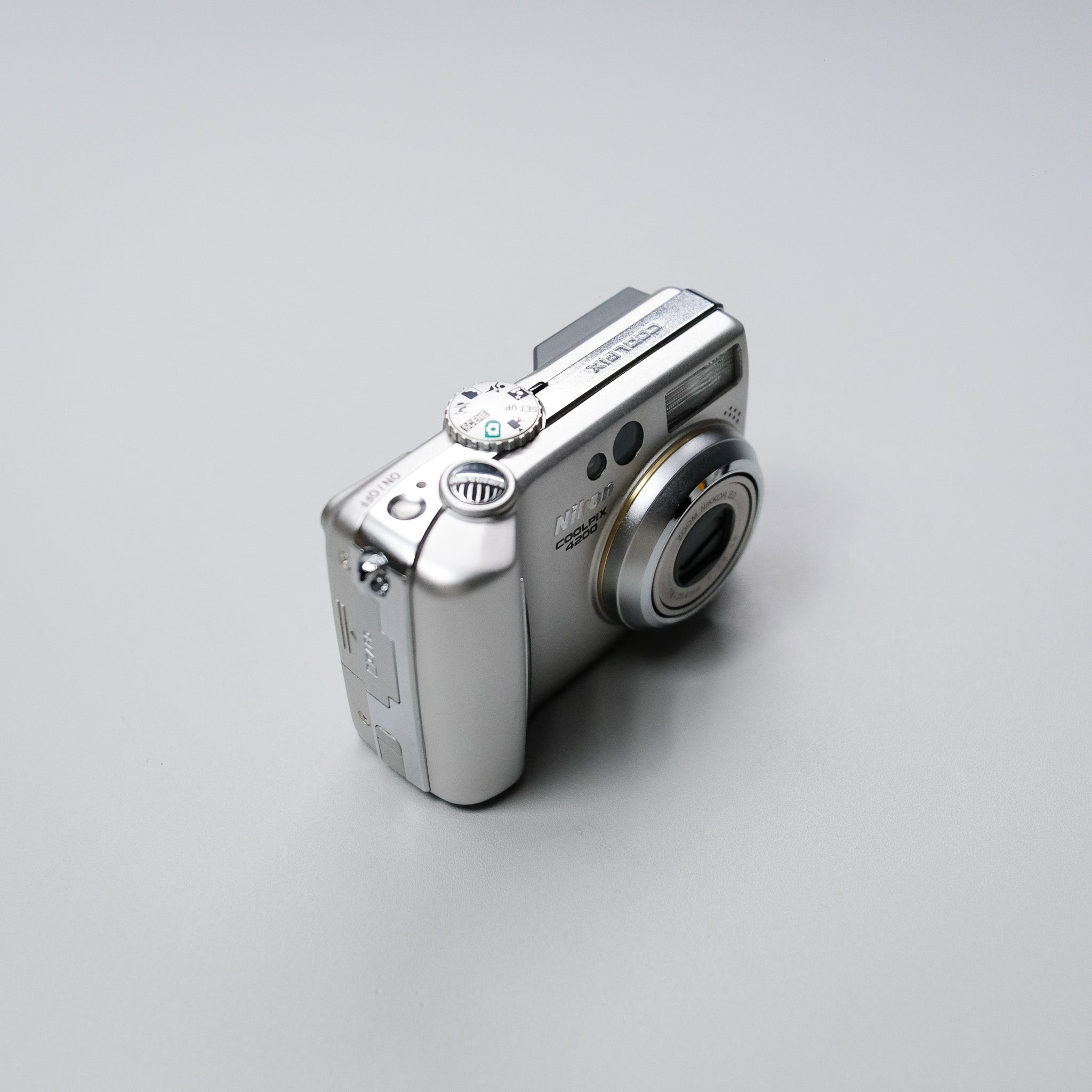 Nikon Coolpix 4200 Kit