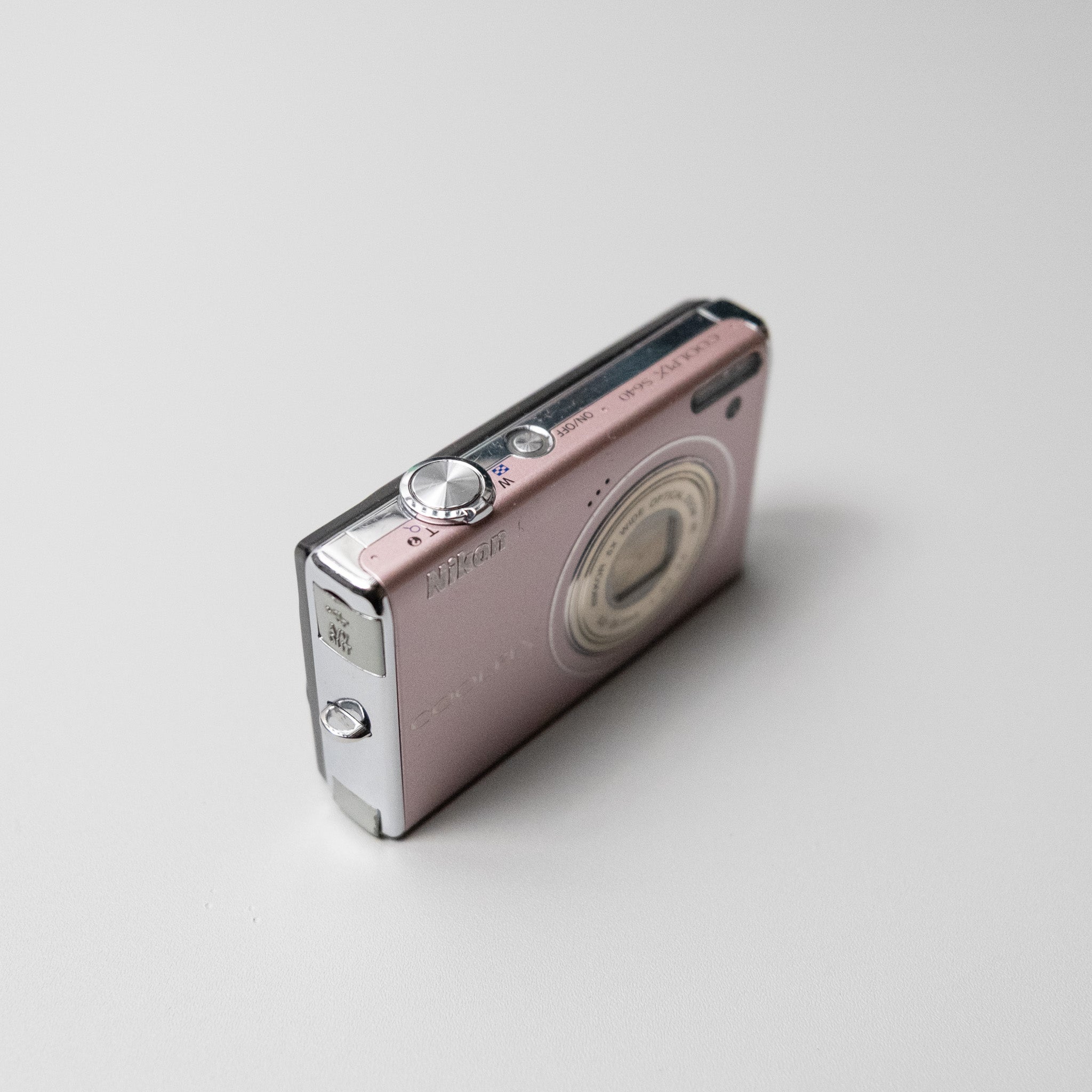 Nikon Coolpix S640 Digicam Kit