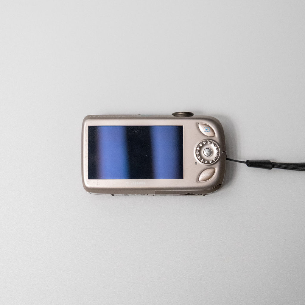 Canon IXY DIGITAL 510 IS Digicam Kit