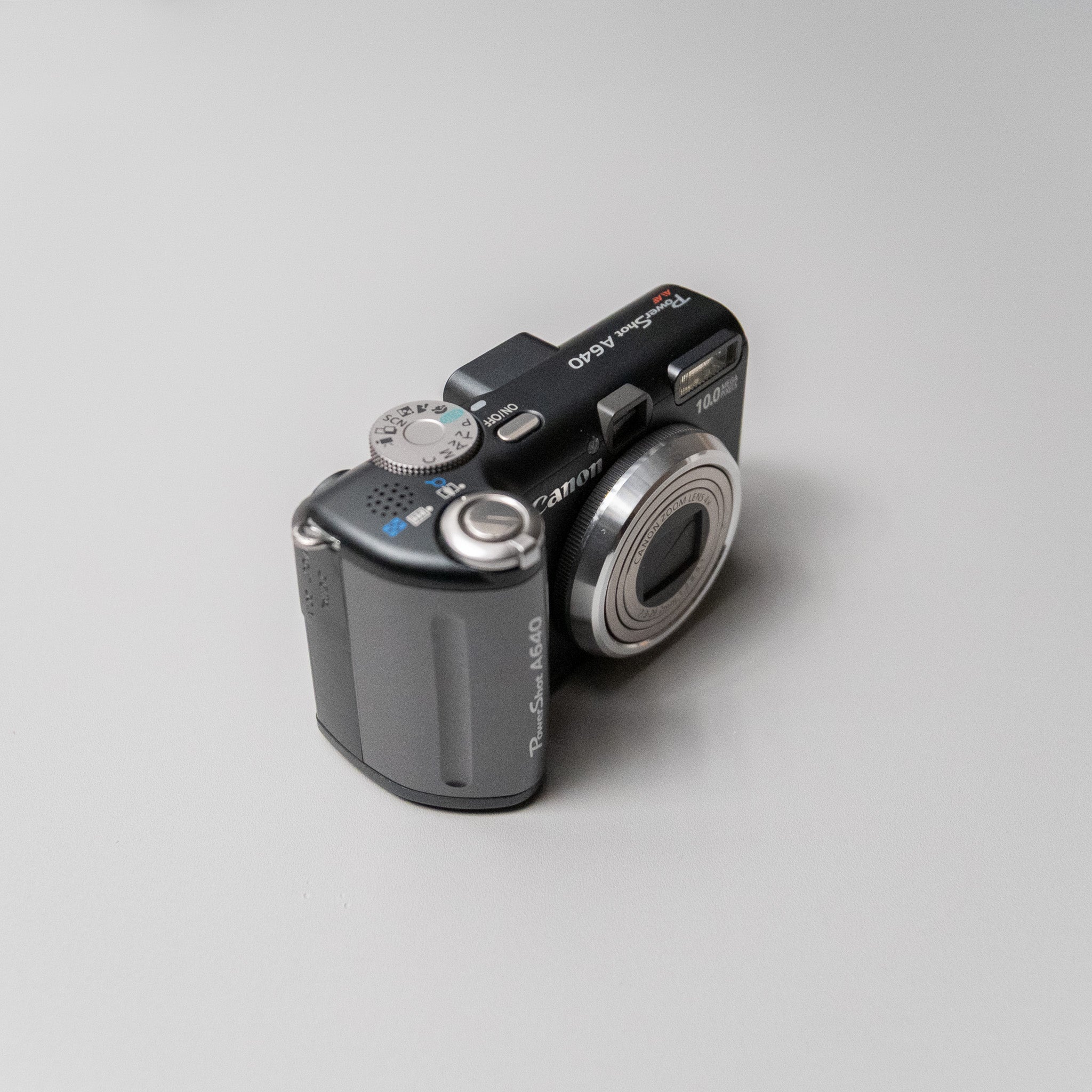 Canon PowerShot A640 Boxed Digicam Kit