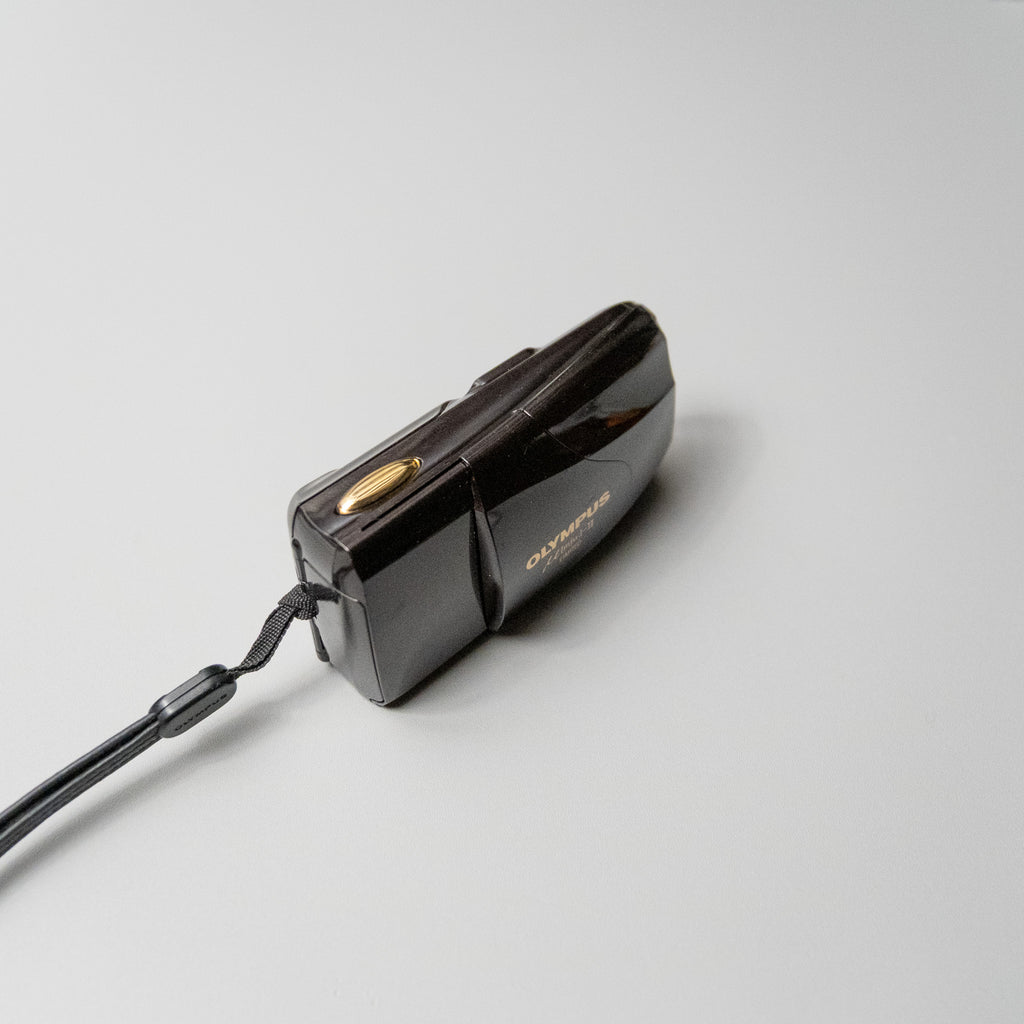 Olympus MJU II LIMITED Kit