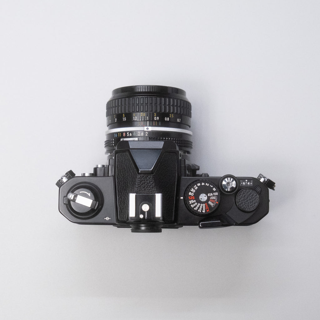 Nikon FM2 + 50mm f/2 Kit