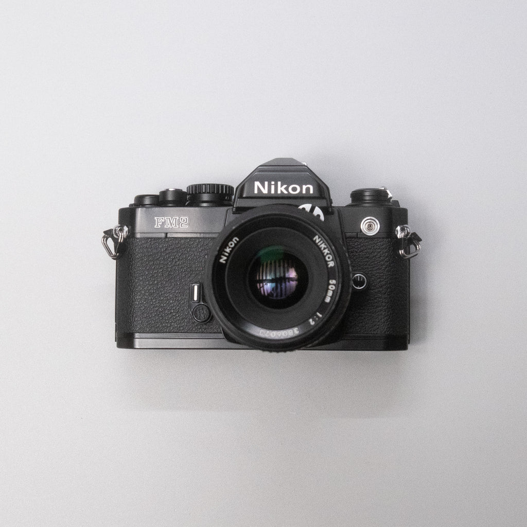 Nikon FM2 + 50mm f/2 Kit