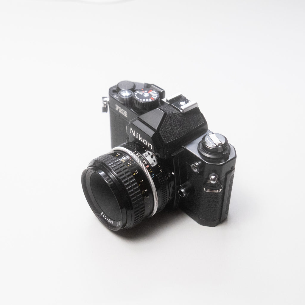 Nikon FM2 + 50mm f/2 Kit