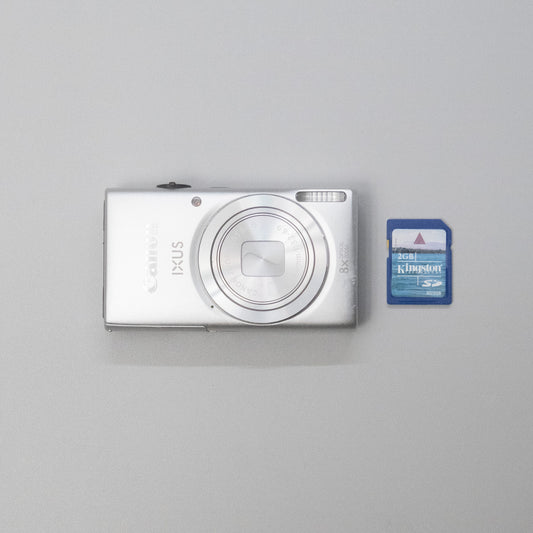 Canon IXUS 135 Digicam Kit