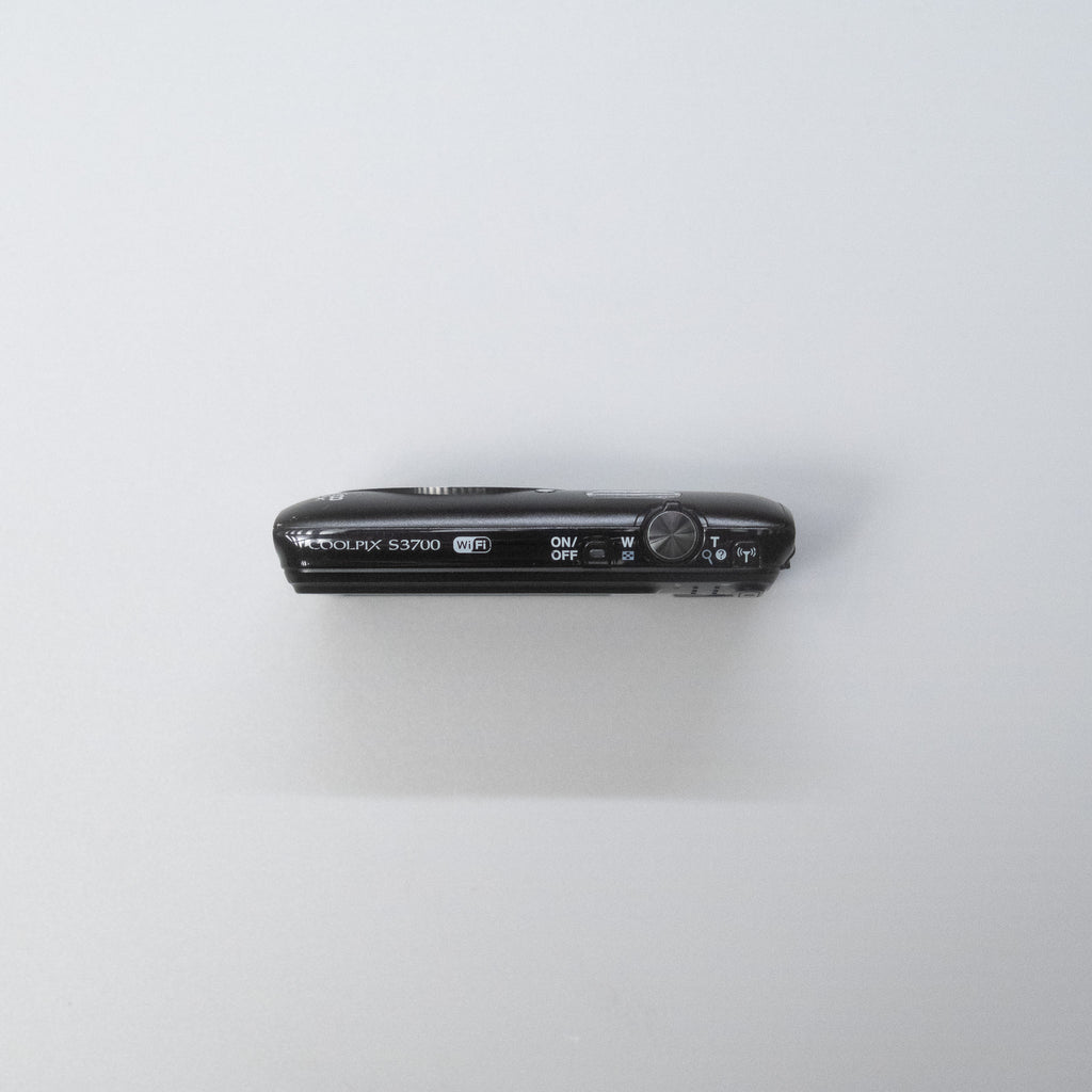 Nikon Coolpix S3700 Digicam Kit