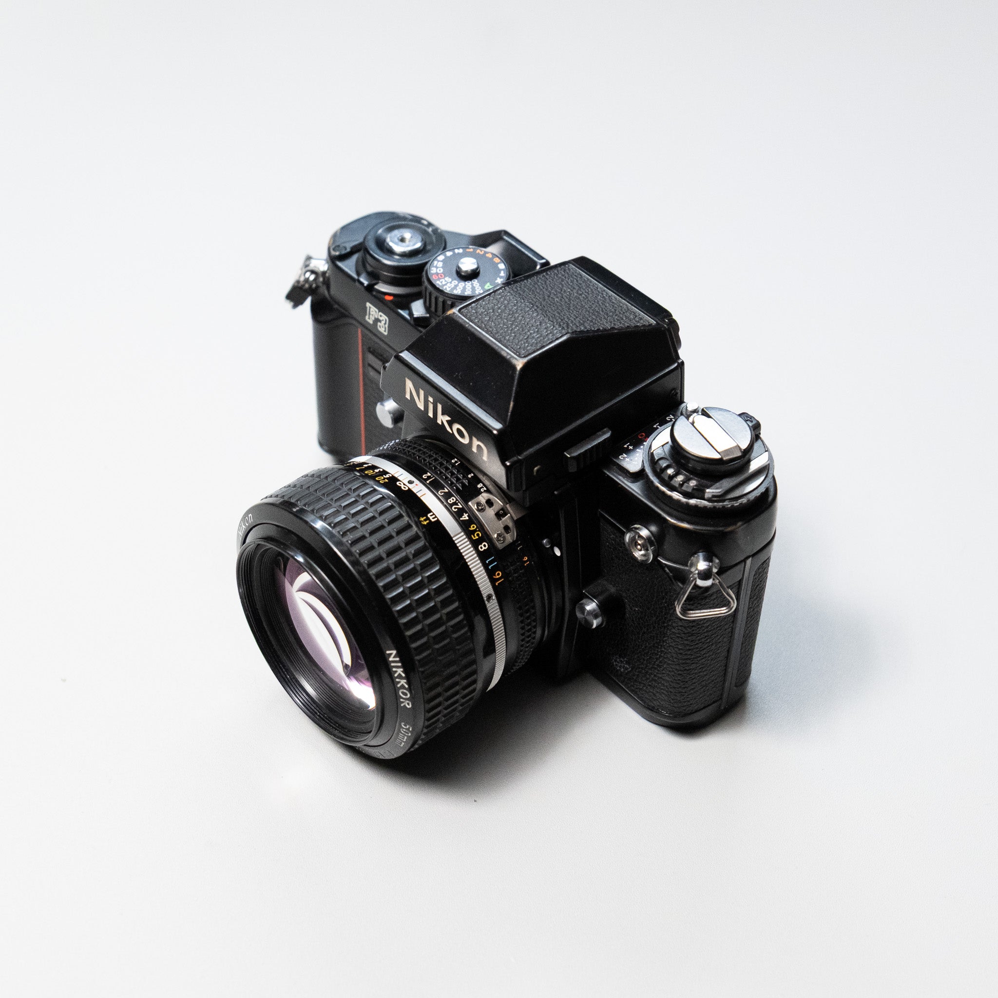 Nikon F3 + 50mm f/1.2 Kit